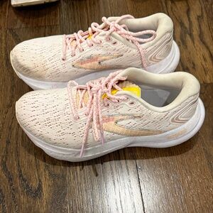 Brooks Glycerin 21 Limited Edition Delicacy/Icy Pink/Prism